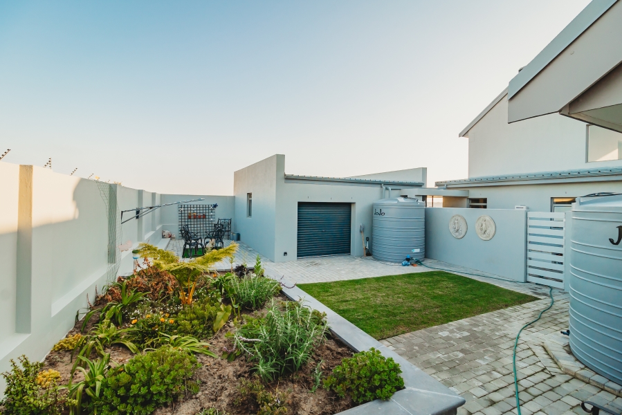 5 Bedroom Property for Sale in Kingswood Golf Estate Western Cape